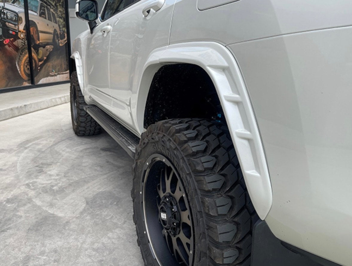 SUPERIOR ENGINEERING 30MM FLARES SUIT LC300