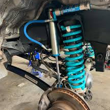 KINGS SUSPENSION SUIT LC70