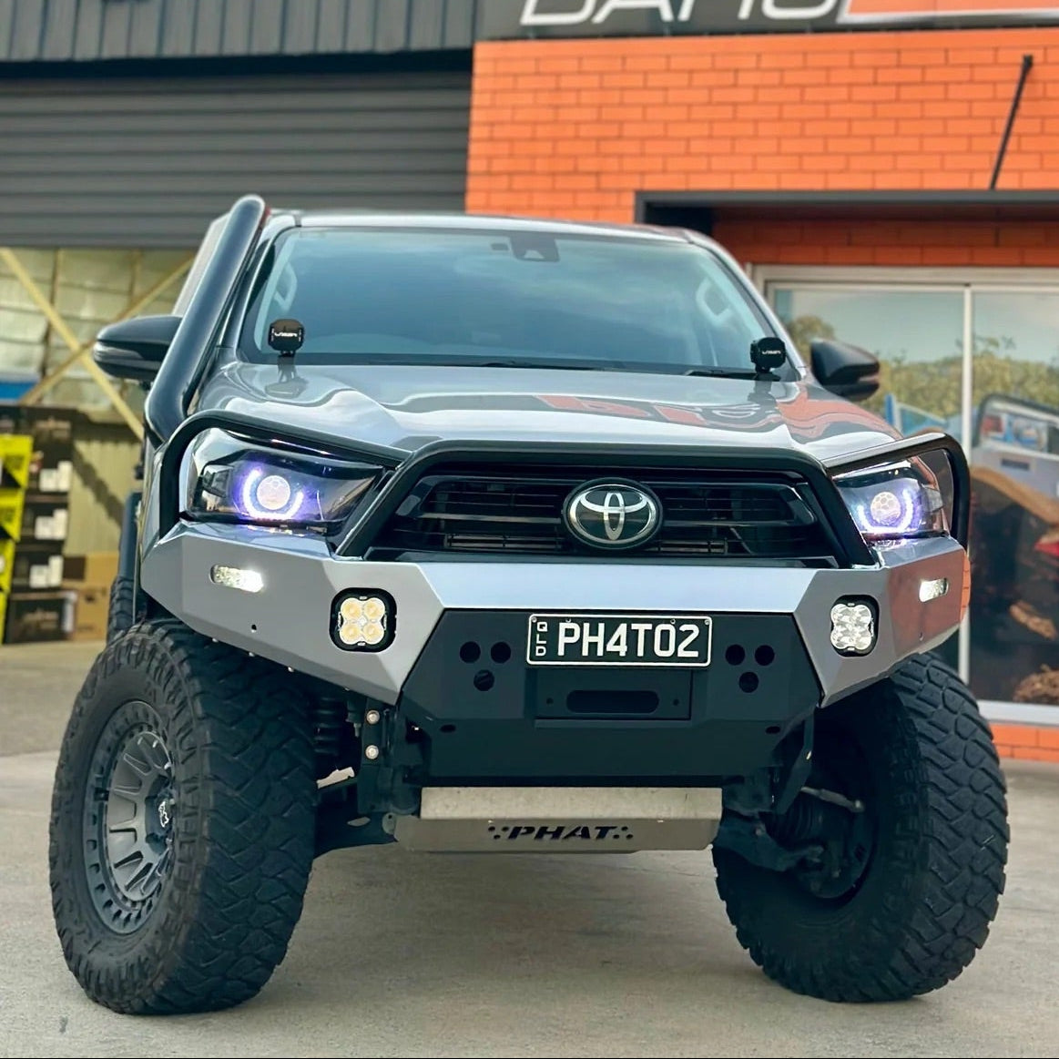 PHAT BARS SINGLE HOOP BAR SUIT 2020+ HILUX