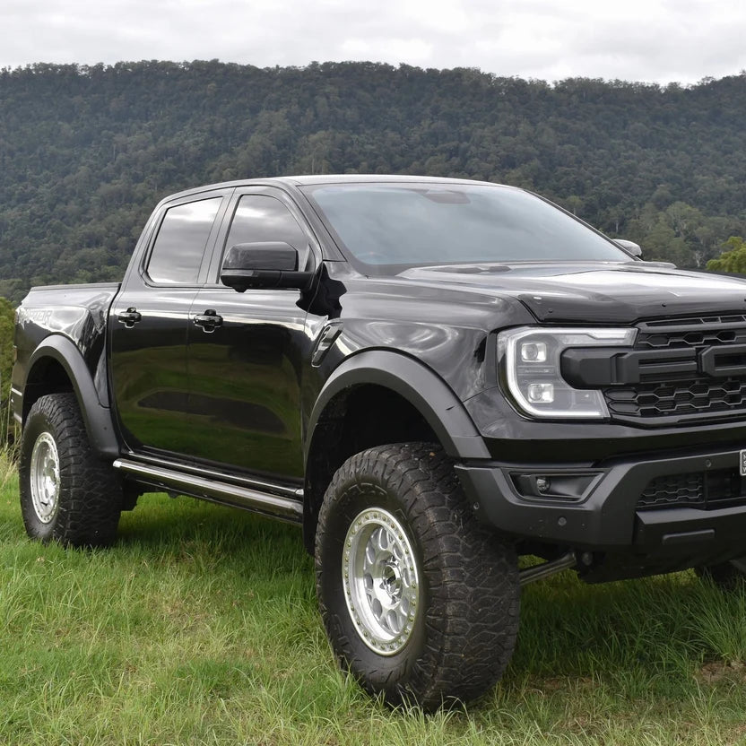 DIRTY 4X4 ELECTRIC ROCK SLIDERS