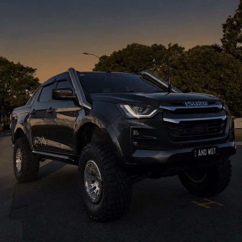 DIRTY 4X4 ELECTRIC ROCK SLIDERS